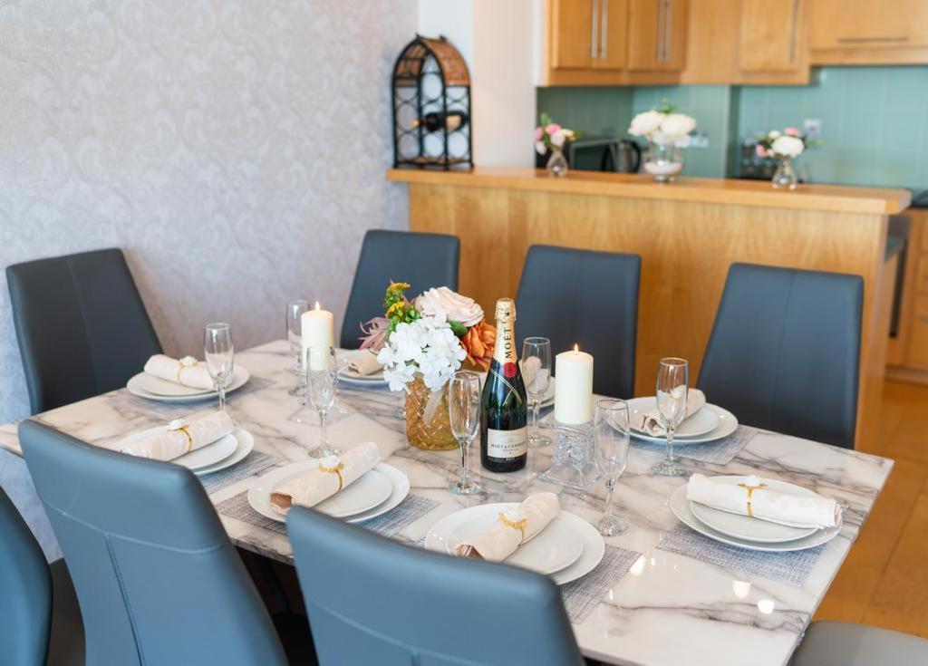 Sea View Luxury City Centre - Best Location Galway Extérieur photo